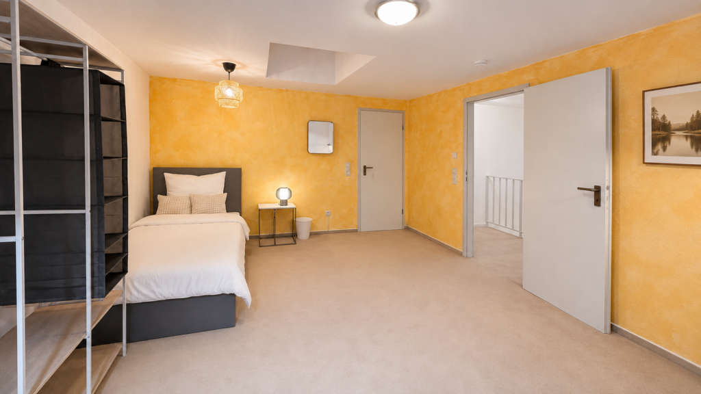 Private Room – Hermannstraße, 14109 Berlin I 2025-01