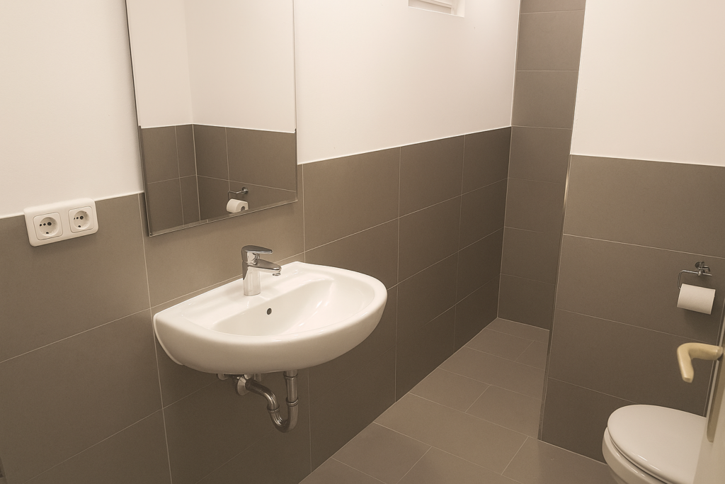 🌟 Furnished Private Room for Rent in 7-Bedroom Apartment – Charlottenburg, Berlin 161-04/01🌟