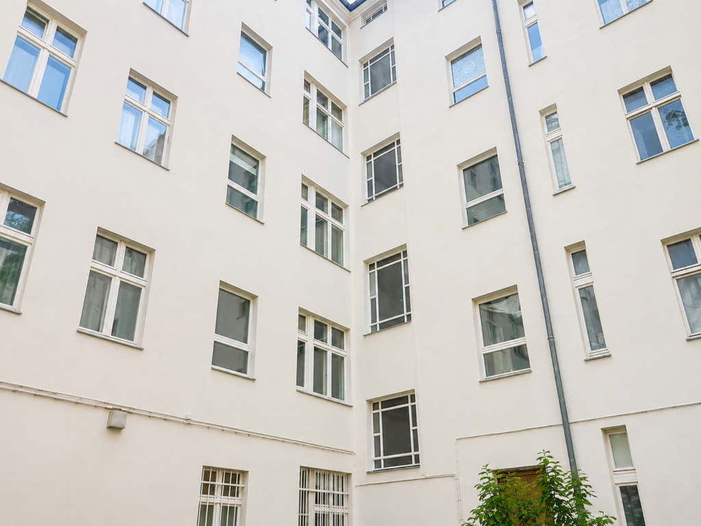 Friends Room for Two – Weisestraße, 12049 Berlin I 94-01/02