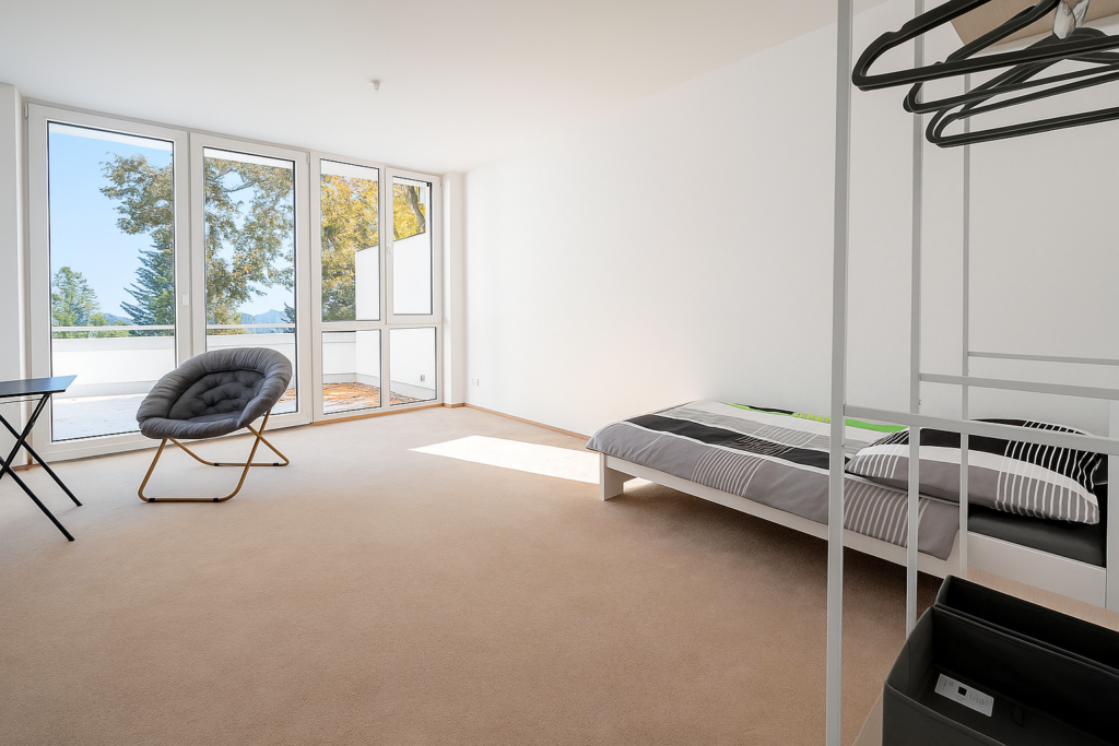 🌿 Spacious Private Apartment for Rent, a 2-Bedroom Furnished Apartment – Wannsee, Berlin, 1701-01 🌿