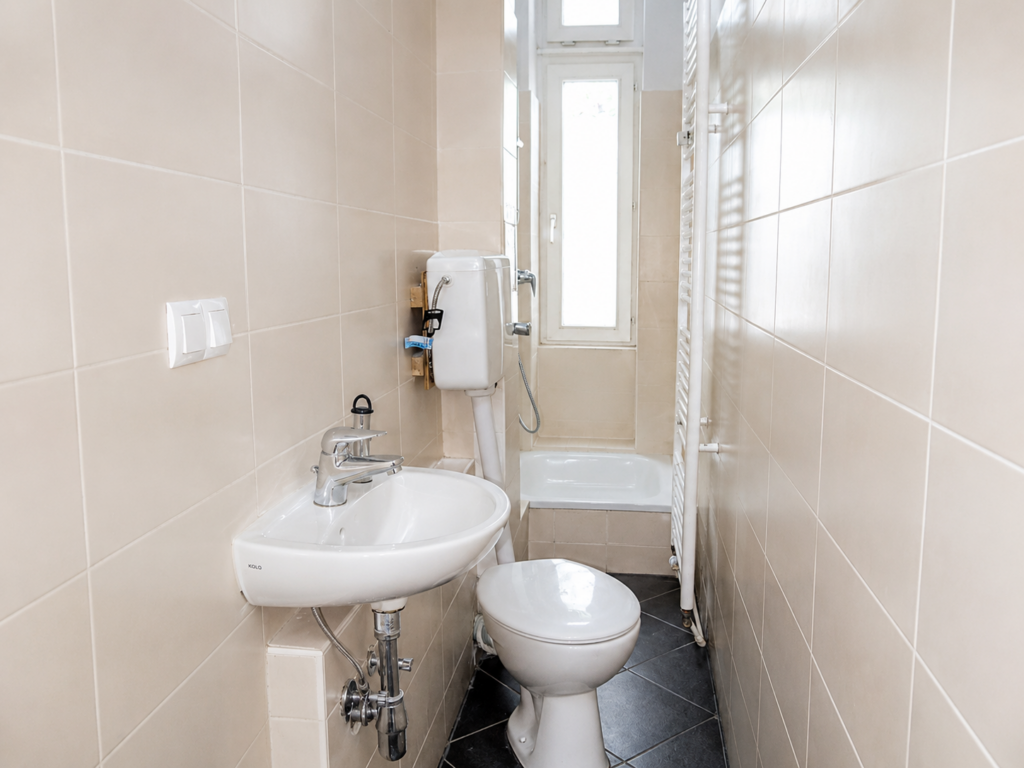 Private Room – Weisestraße, 12049 Berlin I 95-02