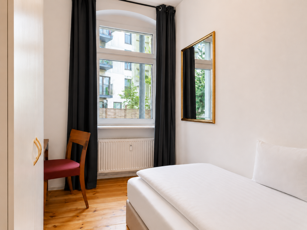 Private Room - Mehringdamm, 10961 Berlin I 152-01