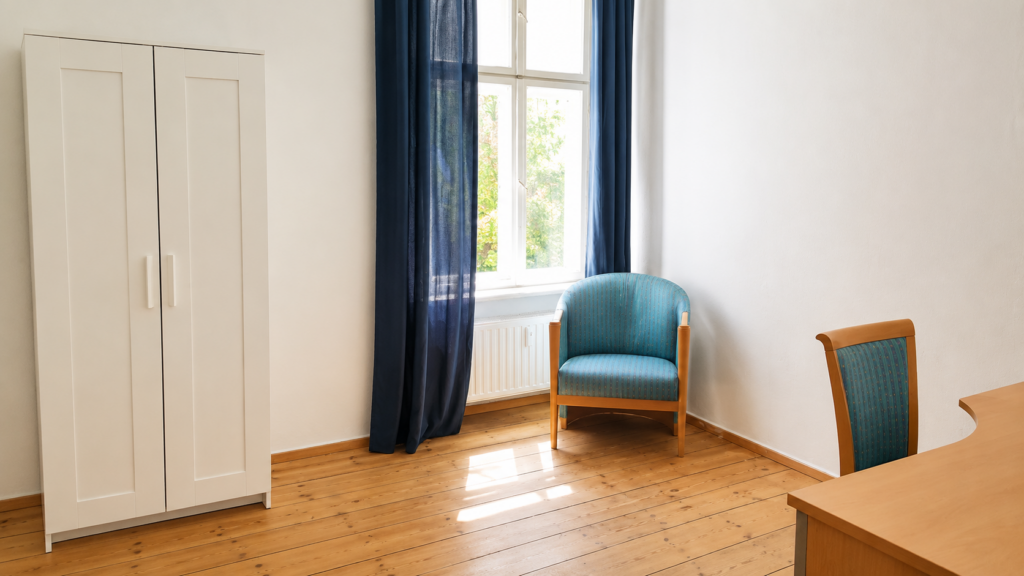 Friends Room for Two – Weisestraße, 12049 Berlin I 94-01/02