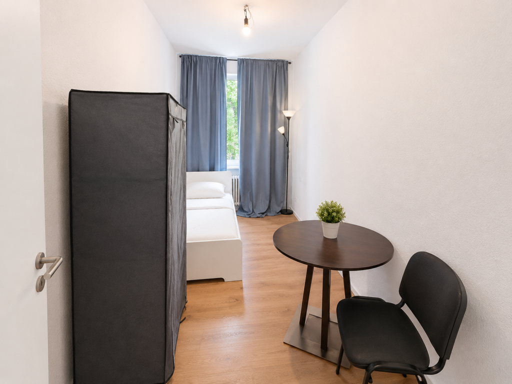 Private Room - Lübbener Straße, 10997 Berlin I 2179-02