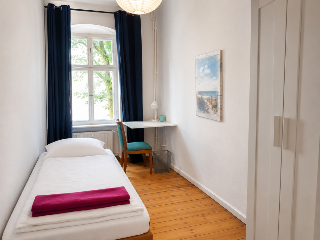 Private Room – Weisestraße, 12049 Berlin I 95-03