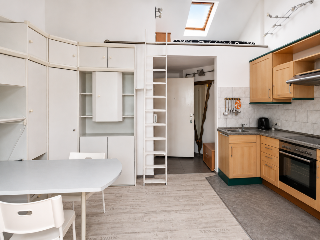 Private Room – Hackenbergstraße, 12489 Berlin | 402-01