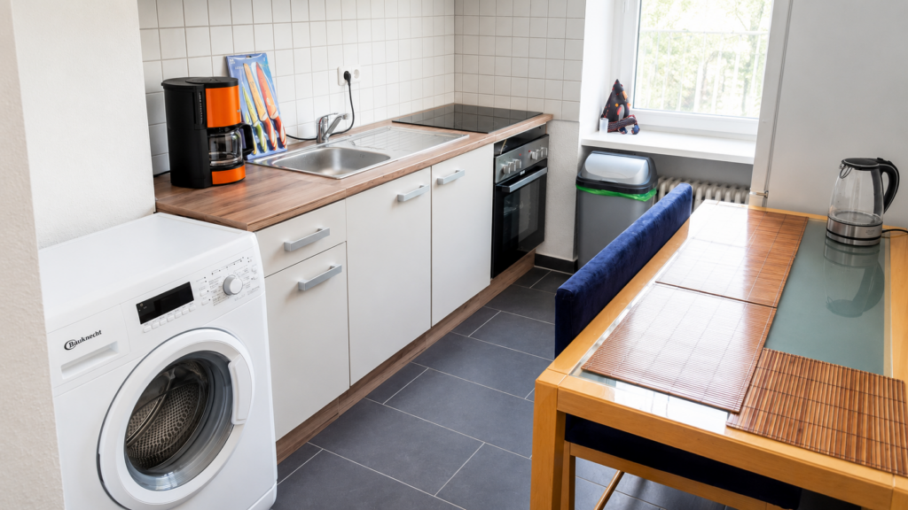 Private Room - Lübbener Straße, 10997 Berlin | 2281-02