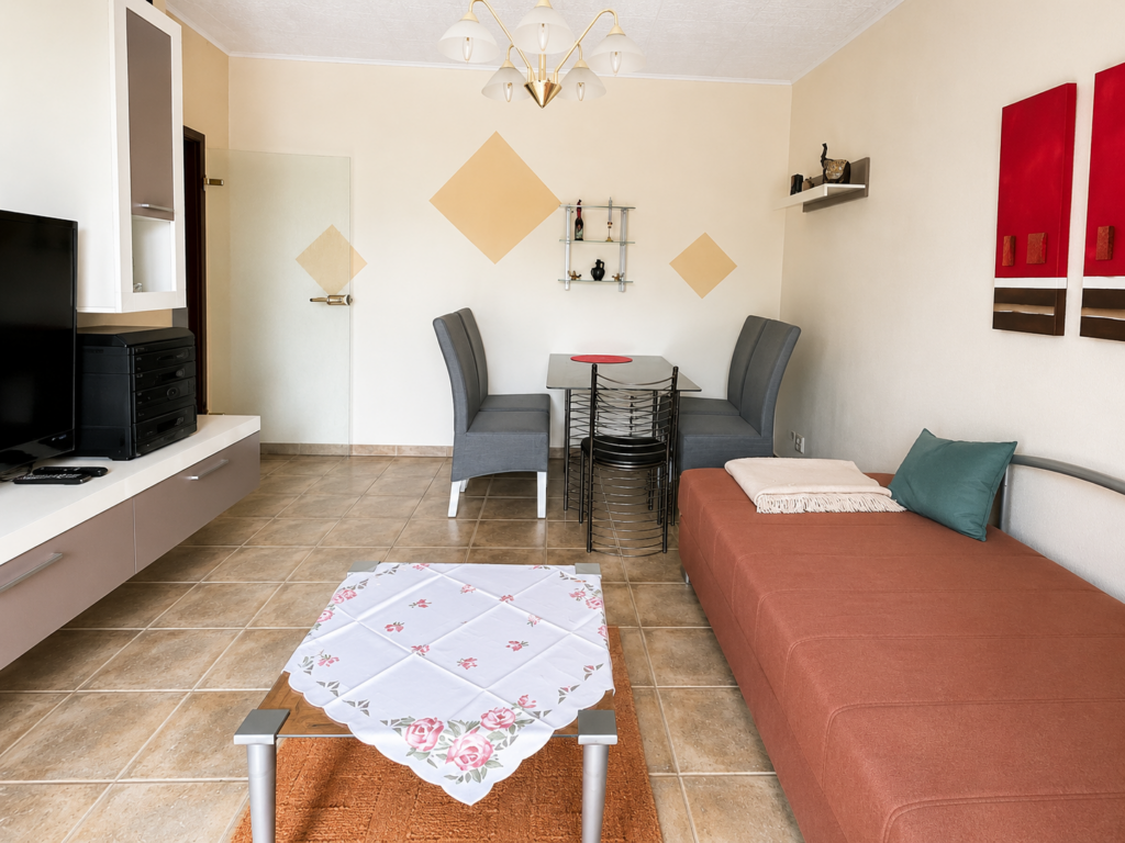 Private Room – Hackenbergstraße, 12489 Berlin | 1401-03