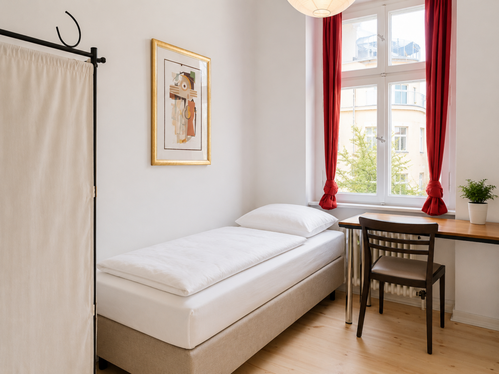Private Room - Lübbener Straße, 10997 Berlin | 154-03