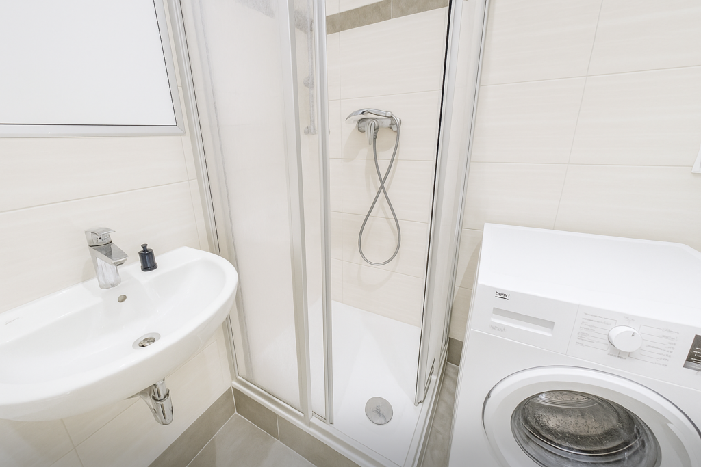 💑 Studio Apartment | Leipzig-Grünau | Perfect for Couples | Available August 2026 | 430