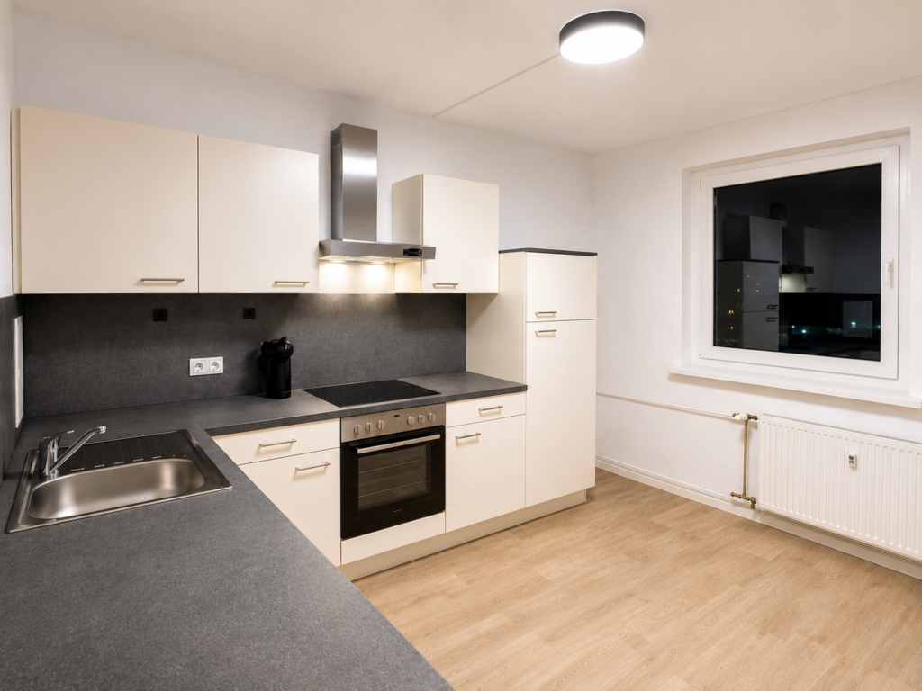 Private Room – Kursdorfer Weg, 04205 Leipzig | LZ201-02