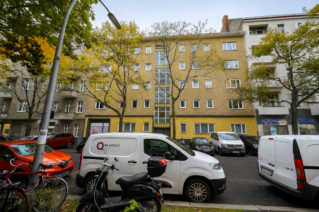 Friends Room for 2  –  Leykestraße, 12053 Berlin  | 1801-01/01