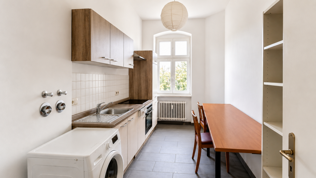 Furnished Private Room - Wilsnackerstraße, 10559 Berlin | 2200-02