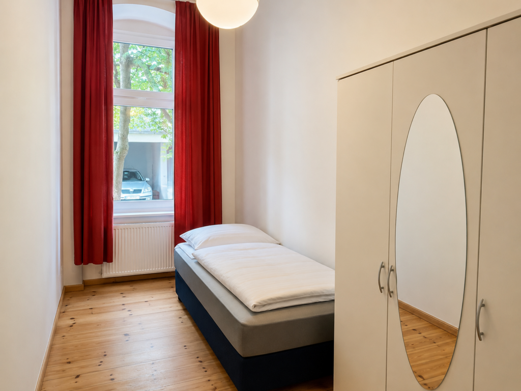 Private Room - Hauptstraße, 10827 Berlin  | 126-05