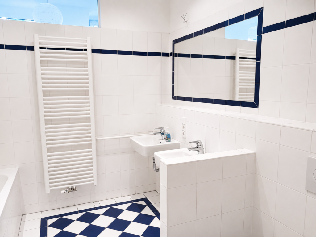 Friends Room for 2 - Hauptstraße, 10827 Berlin | 126-04/02