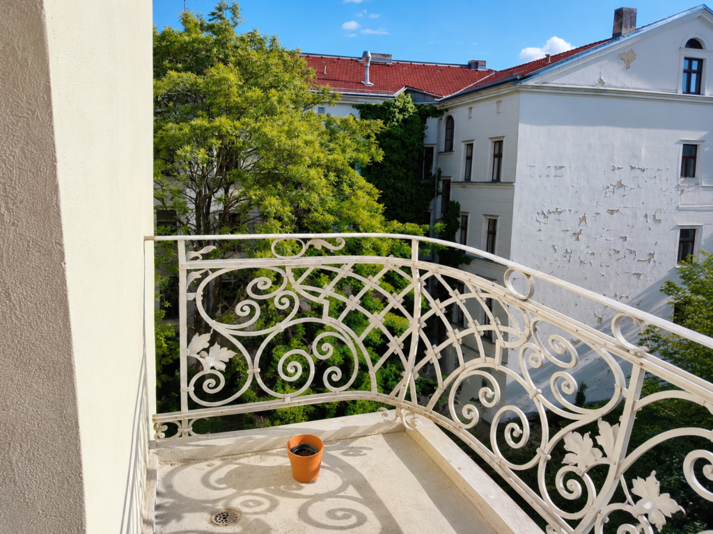 Shared room for three people - Wilsnackerstraße, 10559 Berlin | 2200-05/03