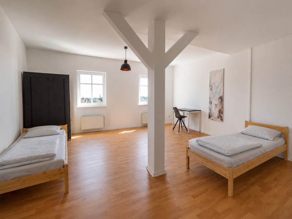 Friends Room for Two – Waldstraße, 10551 Berlin I 173-04/04