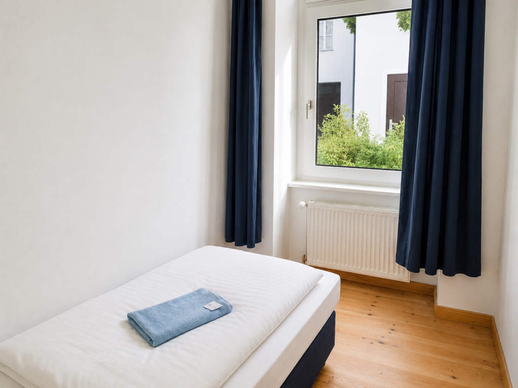 Private Room - Hauptstraße, 10827 Berlin  | 126-03